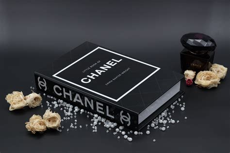 chanel coffee table book amazon|decorative books Chanel.